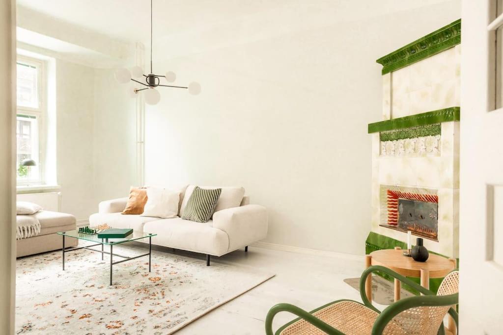 شقة Downtown Light-Filled Retreat هلسنكي المظهر الخارجي الصورة